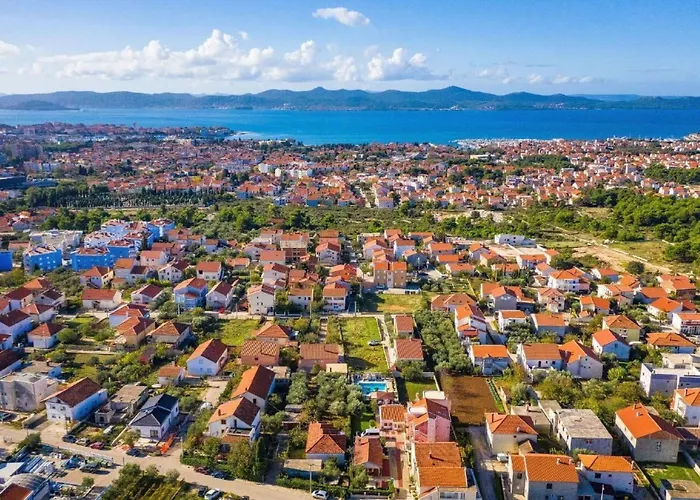 Dalmatina Mit Pool Fuer 4-1 Personen By Interhome * Zadar