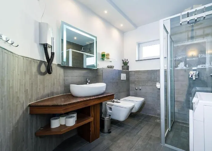 Dalmatina Mit Pool Fuer 4-1 Personen By Interhome Zadar