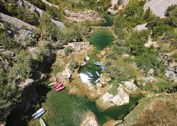 Dalmatina Mit Pool Fuer 4-1 Personen By Interhome Apartament Zadar