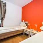 Lägenhet Dalmatina Mit Pool Fuer 4-1 Personen By Interhome Zadar