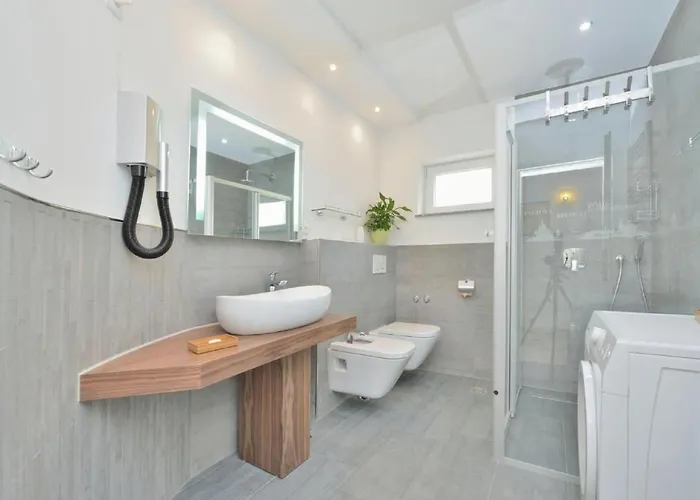 Dalmatina Mit Pool Fuer 4-1 Personen By Interhome דירה זאדאר