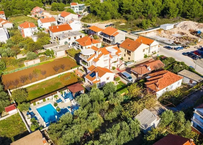 דירה Dalmatina Mit Pool Fuer 4-1 Personen By Interhome *